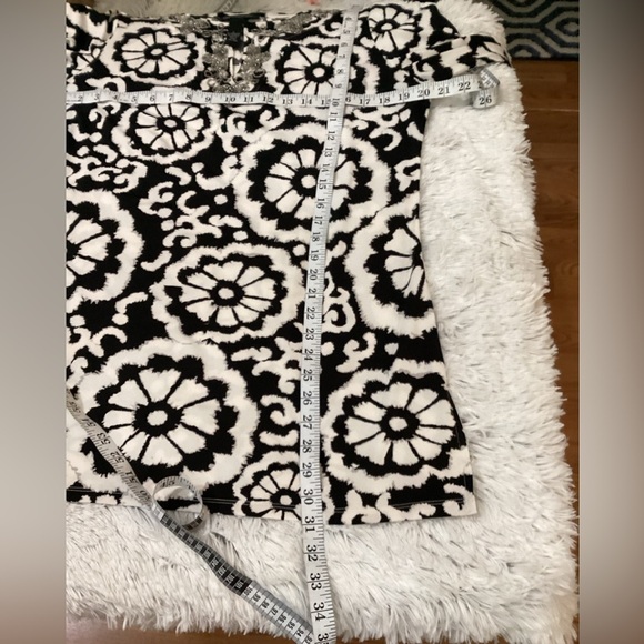 INC International Concepts black and white beaded detail blouse Large - Picture 5 of 13